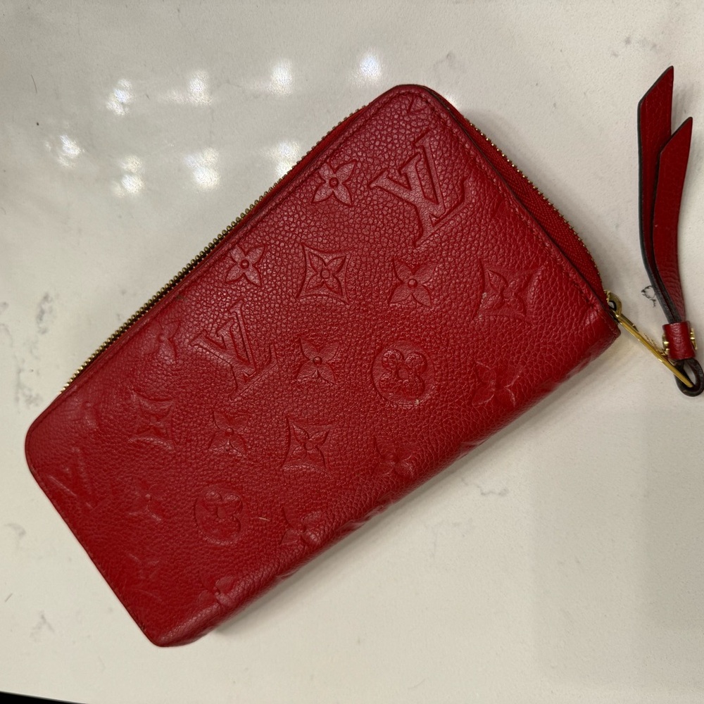 Louis Vuitton Monogram Pattern Zippy Red Empreinte Leather